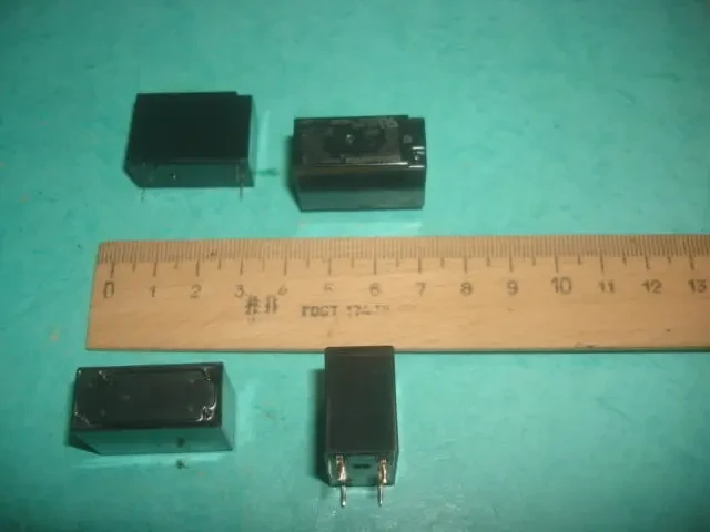 реле  12В . 10А .  Matsushita , THAILAND 6