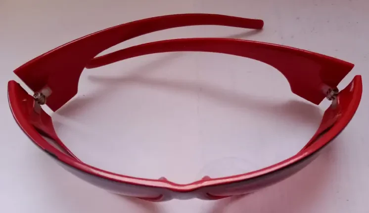 Сонцезахисні окуляри спортивного стилю 6