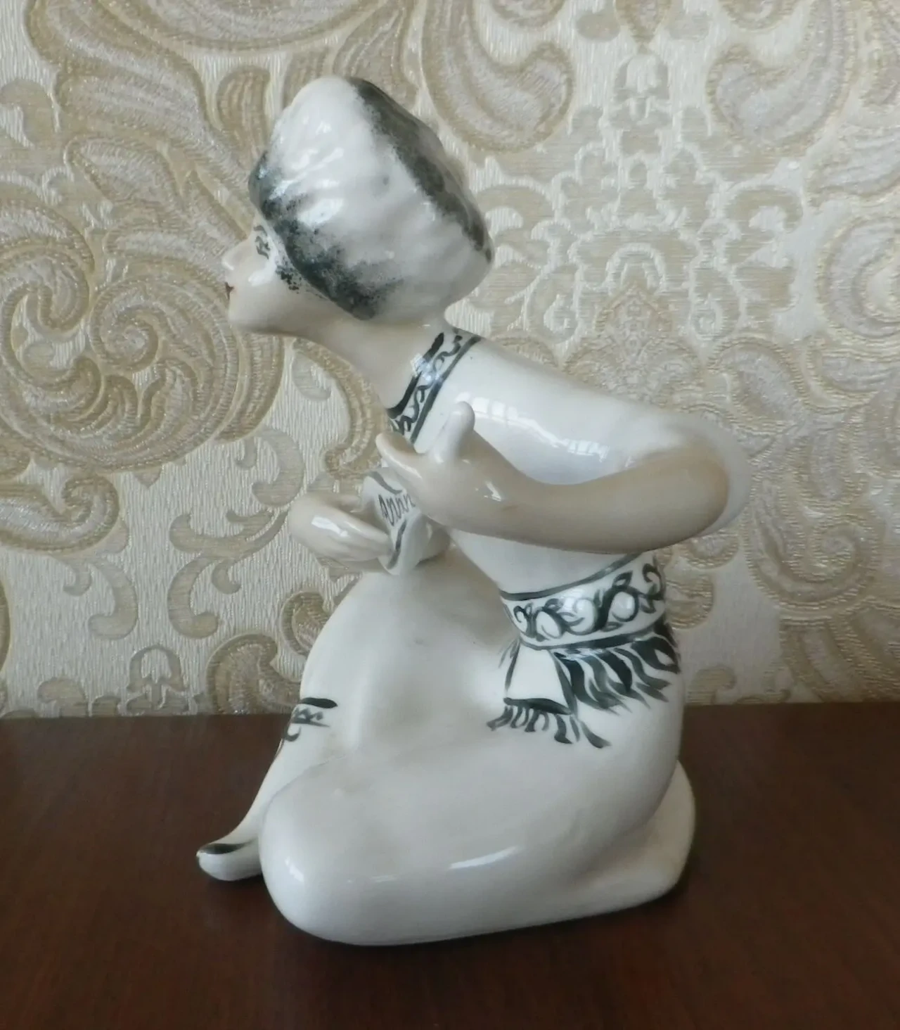 Статуэтка Гариб (Туркмен с дутаром) 16 см Трегубова Коростень 5