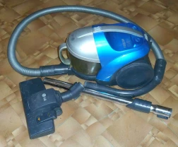 Пылесос LG контейнерный