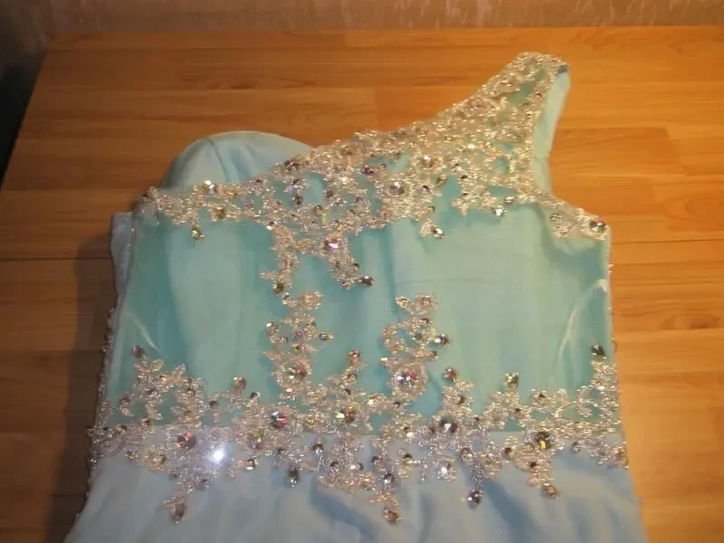 Вечірня сукня з вишуканою вишивкою  (38 EUR або 44UKR) 4