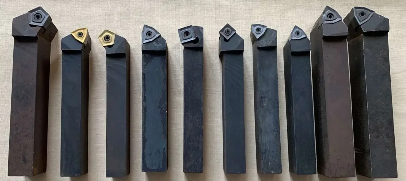 Різці токарні зі зміною пластиною