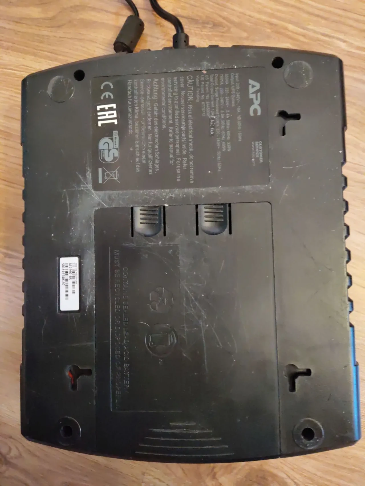 APC Back-UPS ES 700VA (BE700G-RS) 6