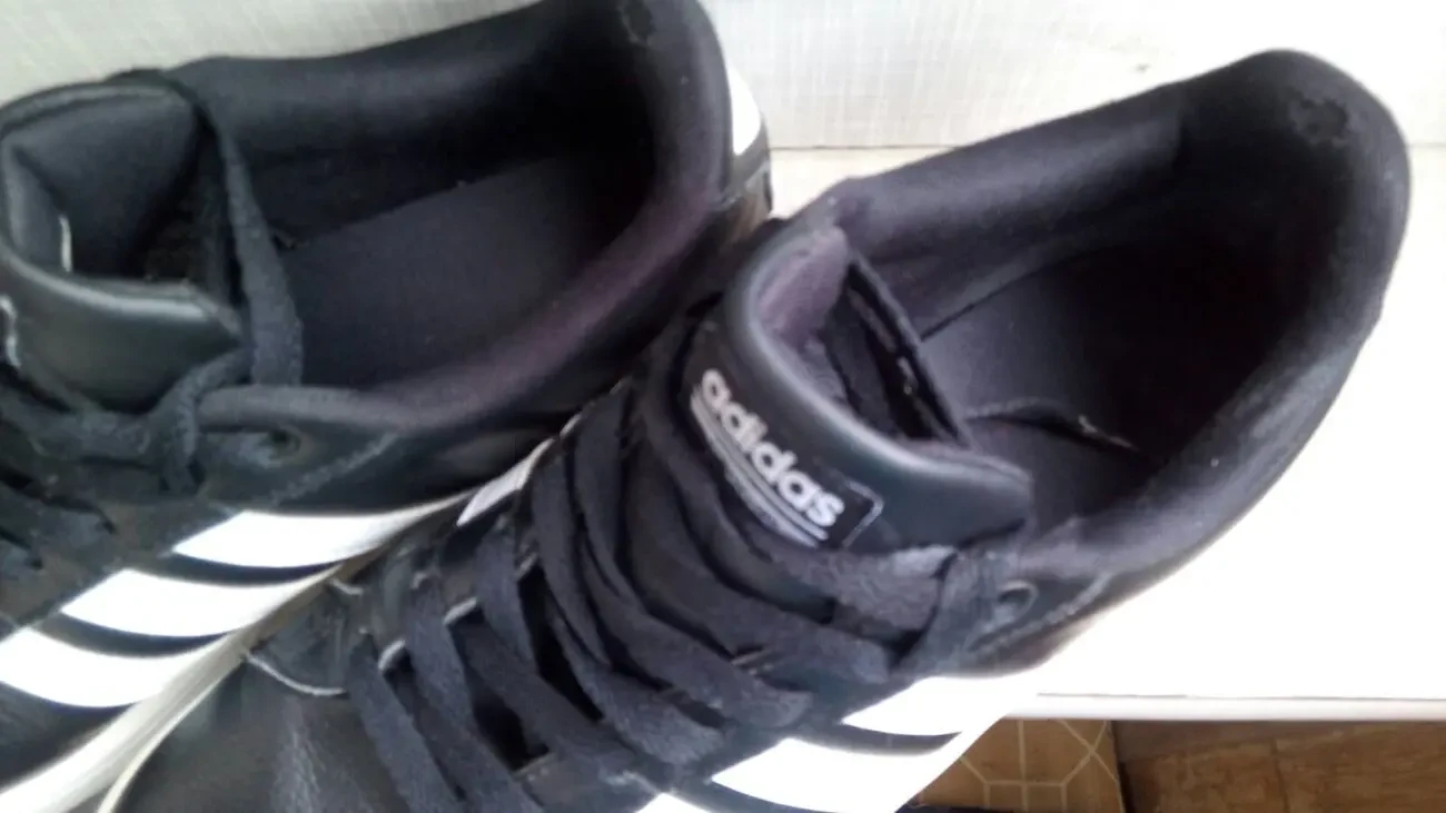 Кедики Адідас фірмові вєтнам.