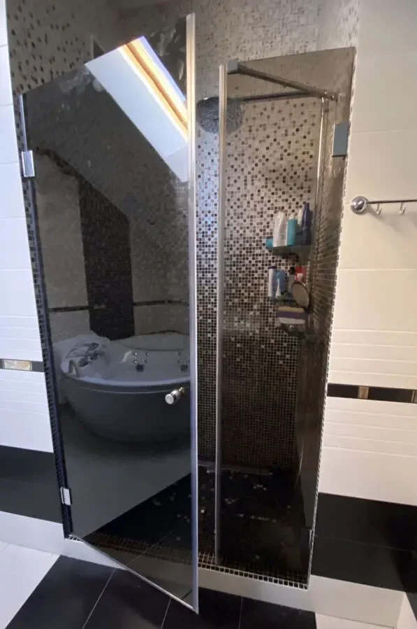 Душова кабіна 9