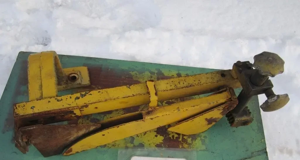 Пристосування до деревообробного верстата