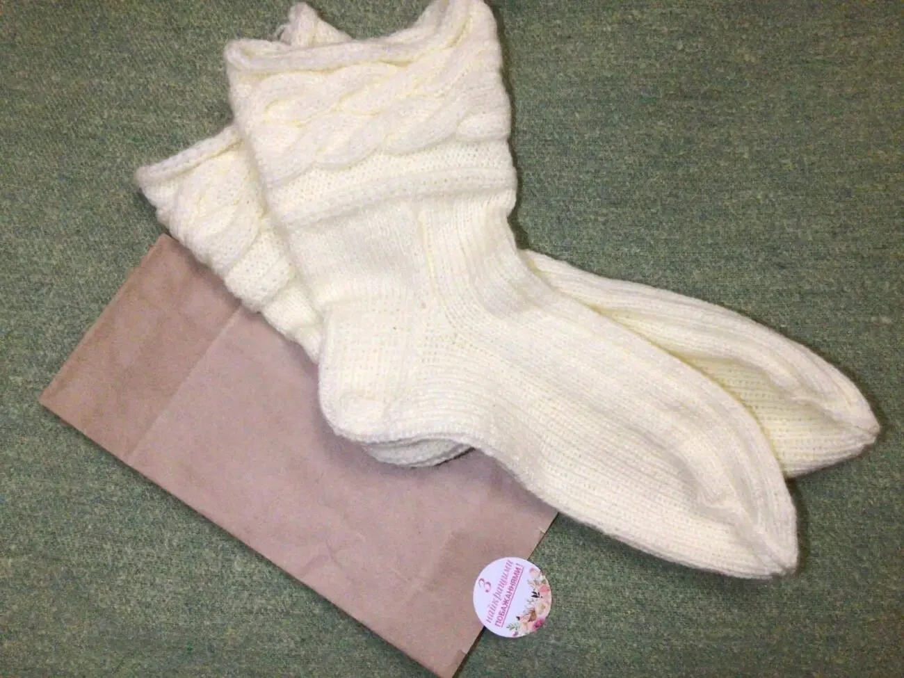 Шикарные тёплые вязанные носки ручной работы 2