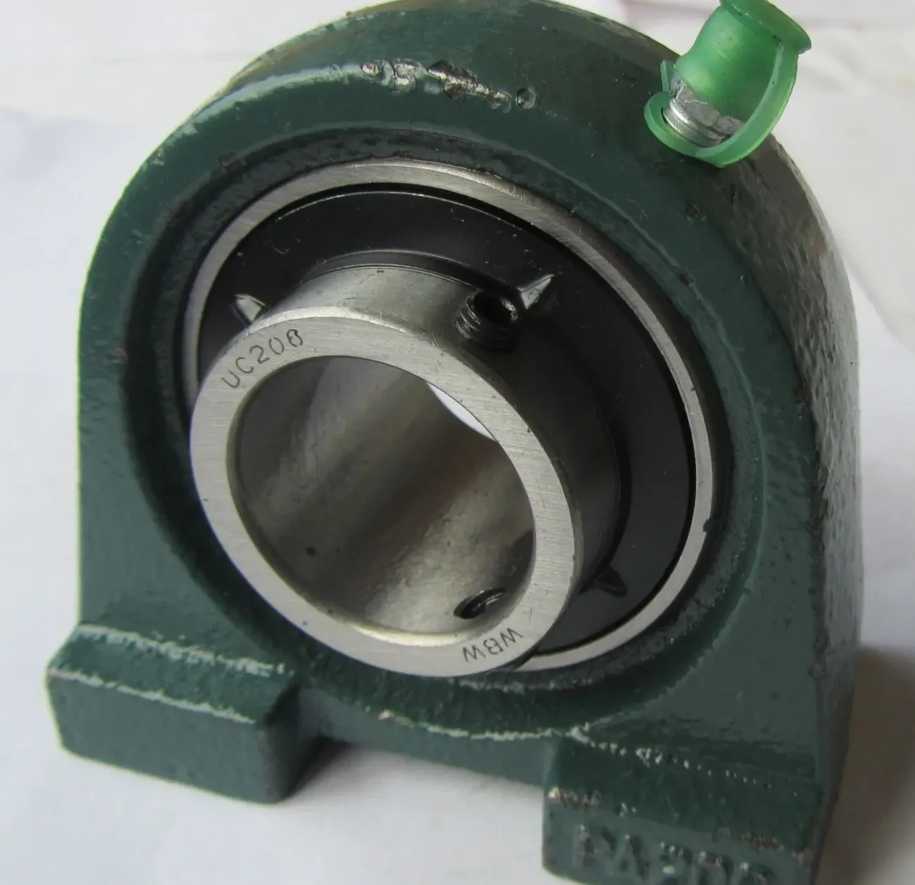 Подшипниковый  узел  под  вал  25 мм   -   UCF205 6