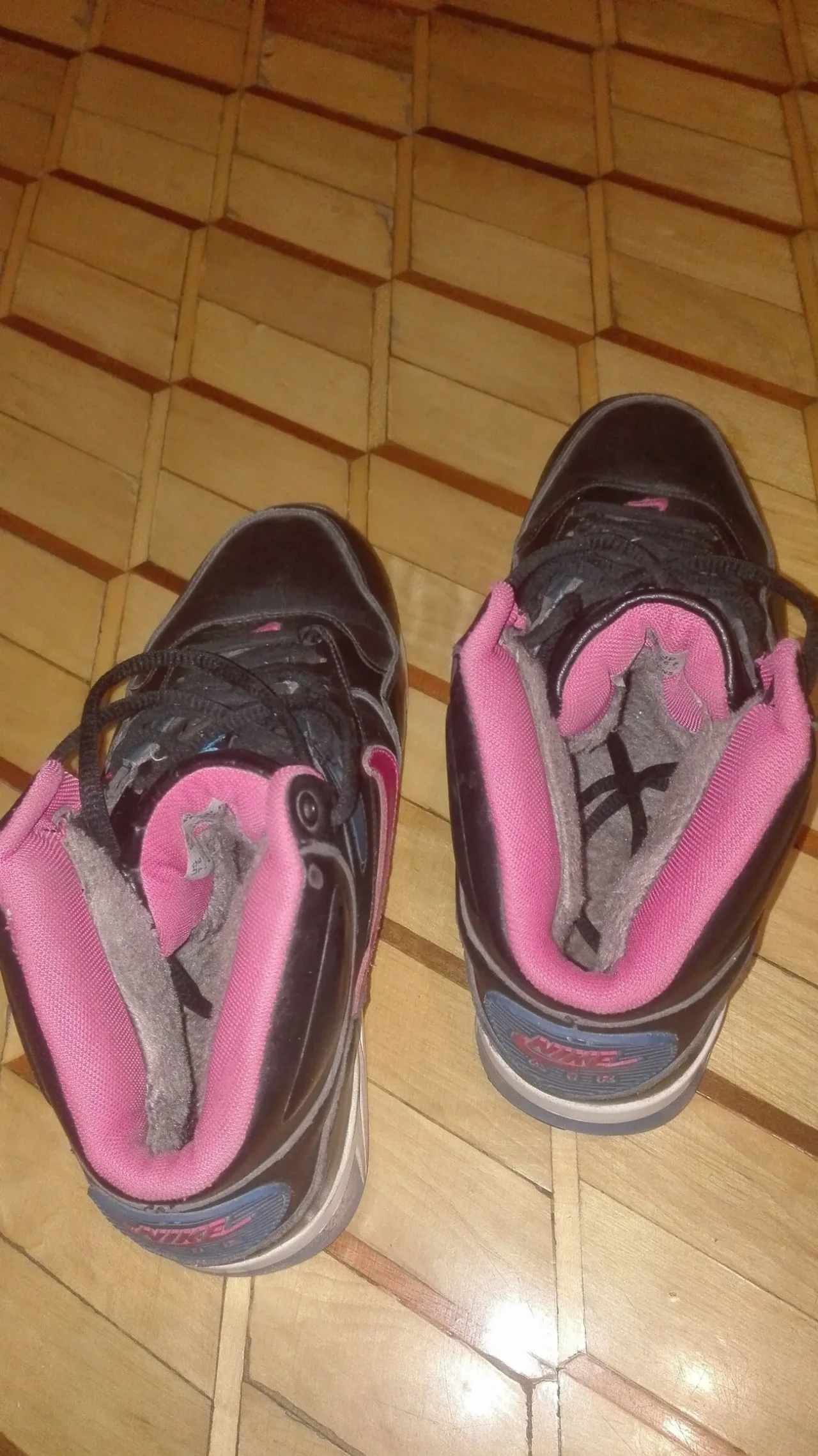 Утеплённые кроссовки Nike 2