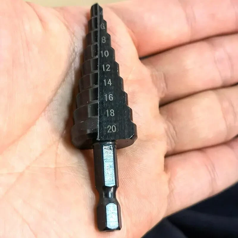 Комплект свёрл ступенчатых, воронёных 8