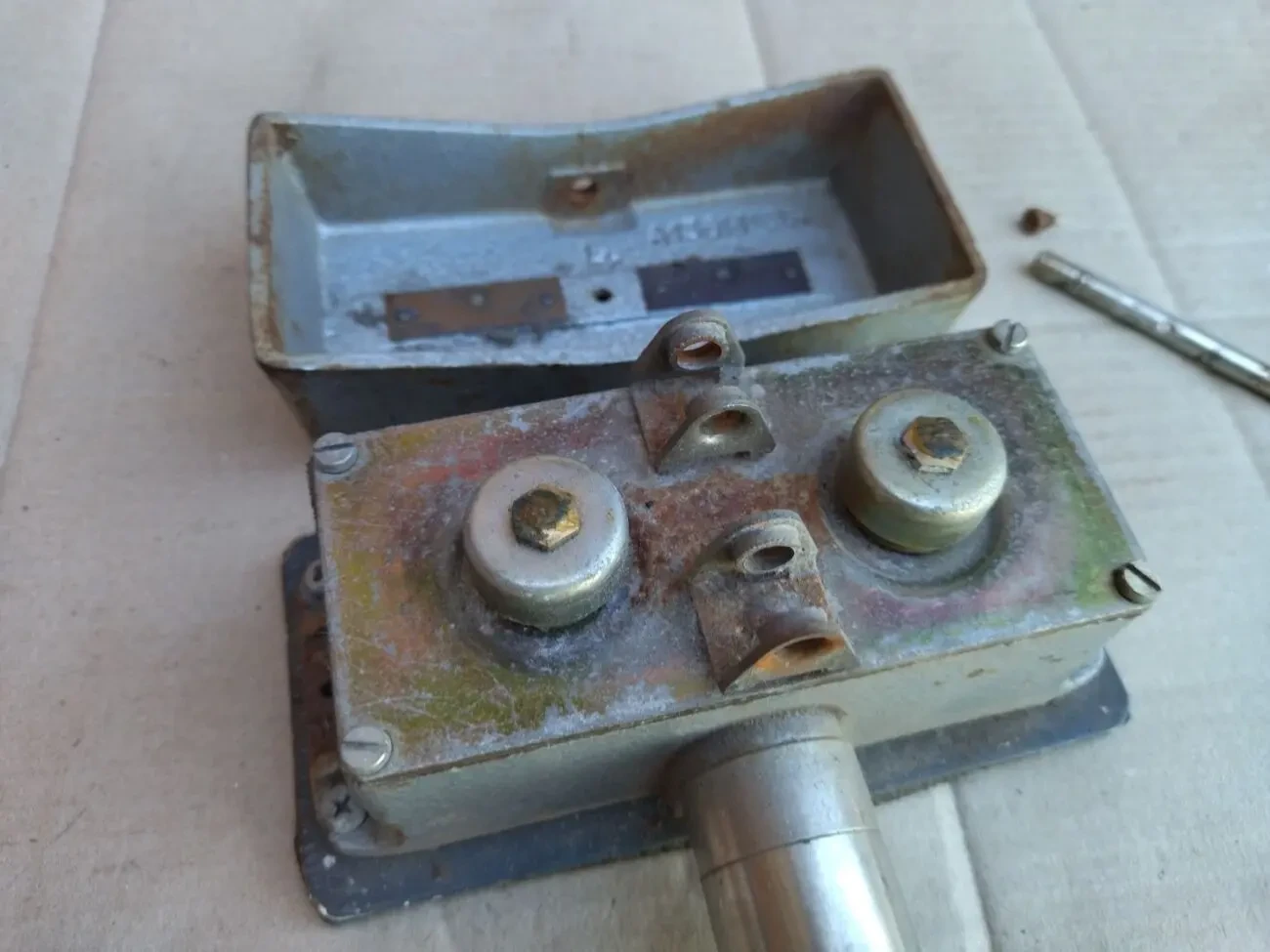 Ножна педаль 9