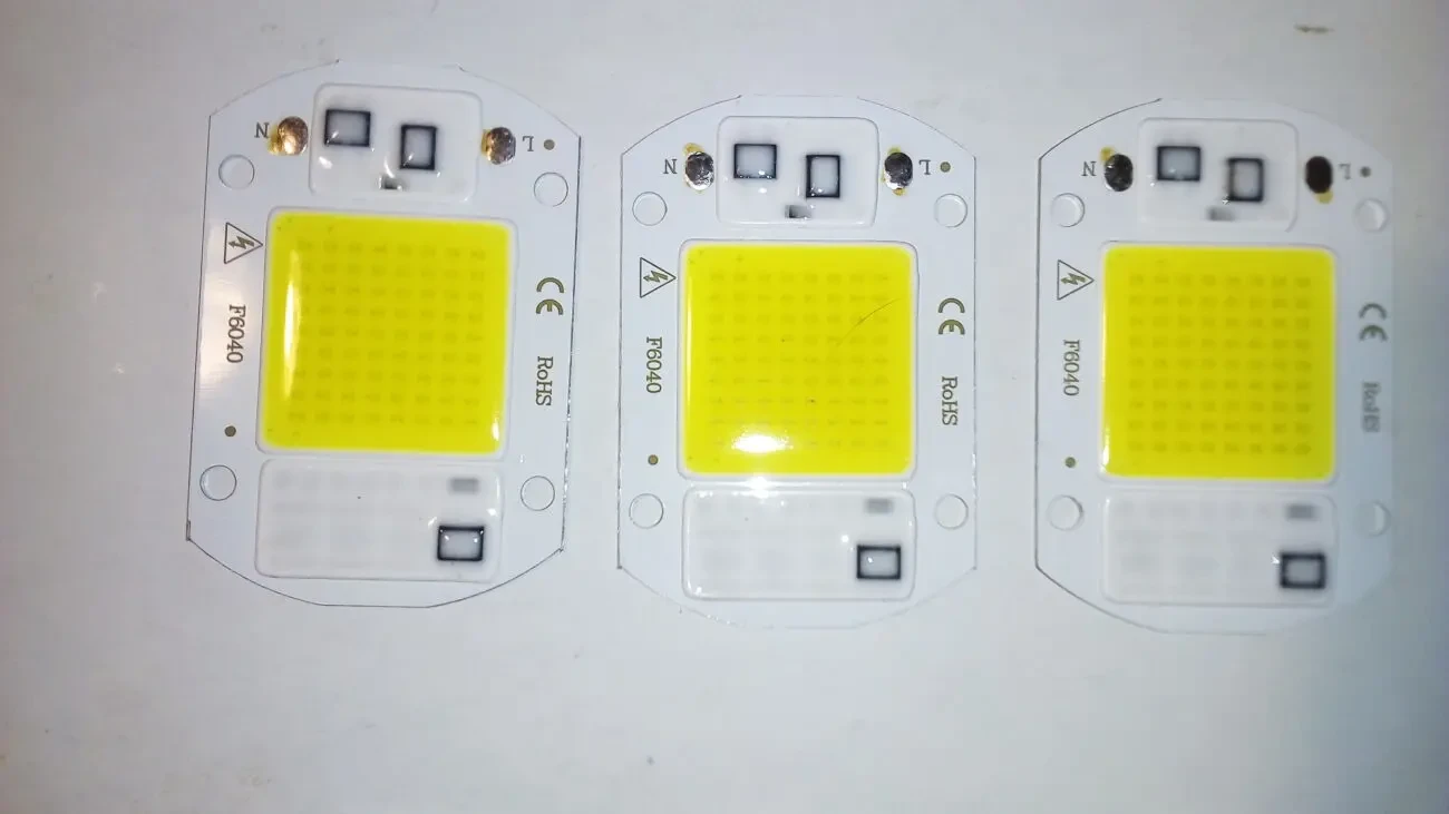 Матрица светодиод світлодіод 20 вт.220в. с термопастой  6000К холодный 2