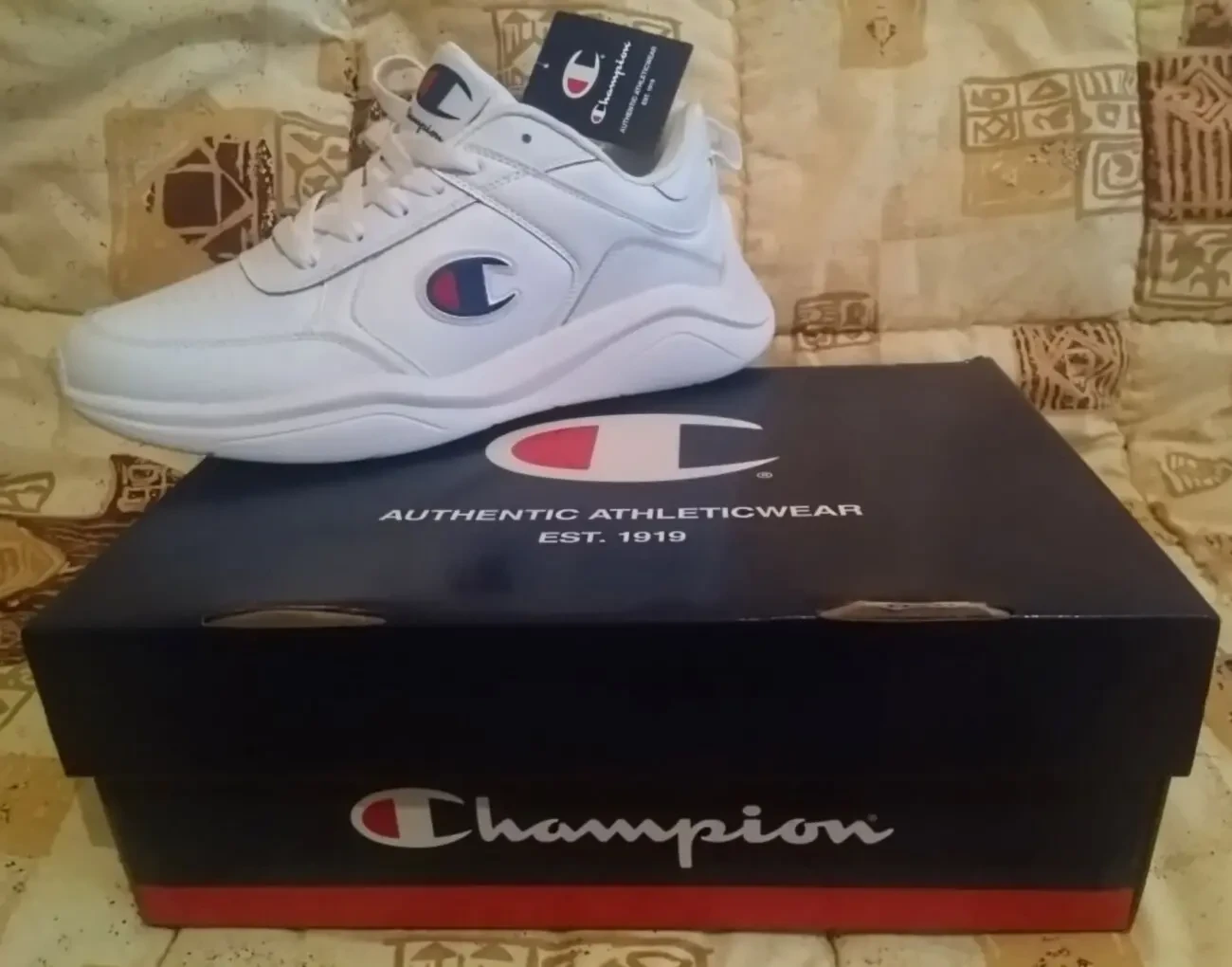 Фирменные оригинал кроссовки Champion Adidas Camel