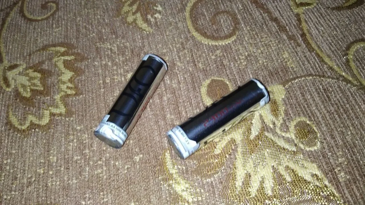 Зарядное устройство UFO RP-866 и 2 AA 2300 mAh 4