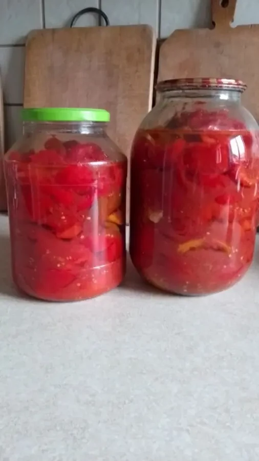 Огірки квашені, баклажани квашені. 2