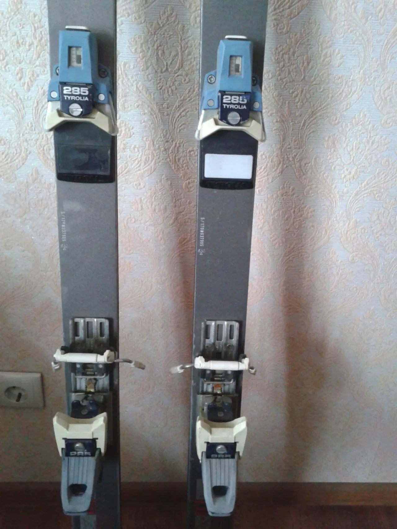 Гірські лижі HEAD з кріпленням 4