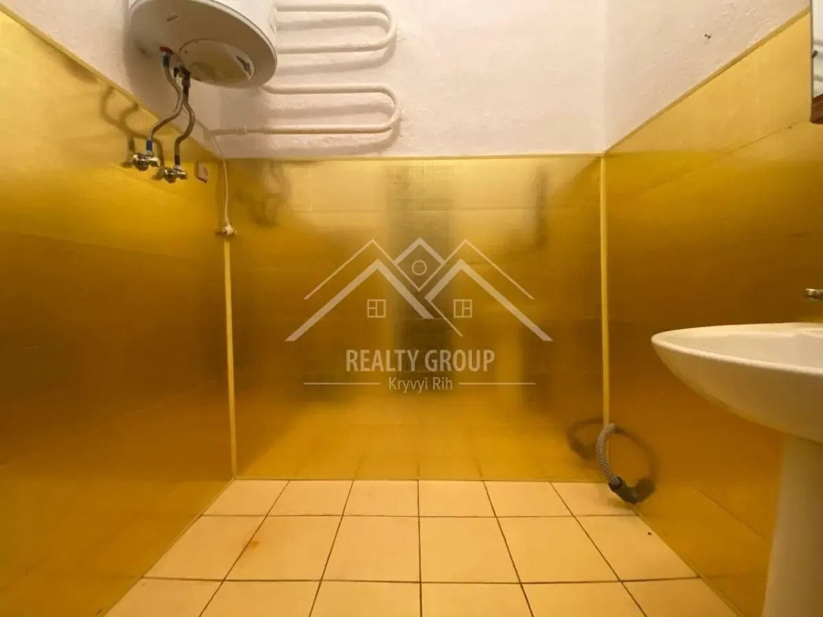 Продаж 3к. квартири в районі Юності, по вул.Курчатова 3 5