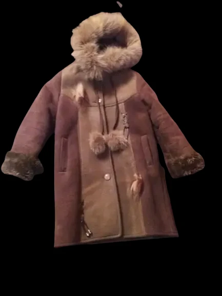 Натуральная дублёнка для девочки б/у 4