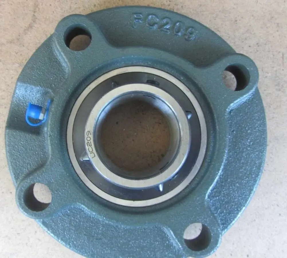 UCT207 Подшипник в корпусе под  вал  36 мм 4