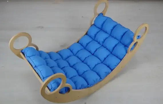 Дитяча гойдалка балансир з матрасиком