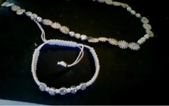 Продаю комплект из браслета и ожерелья