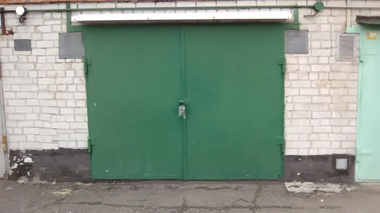 Гараж капитальный сдам. Днепр.12й квартал.