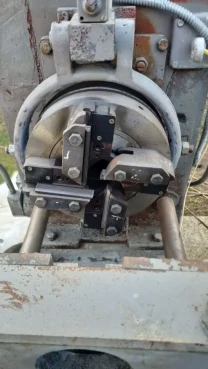 Різьбонакатний верстат