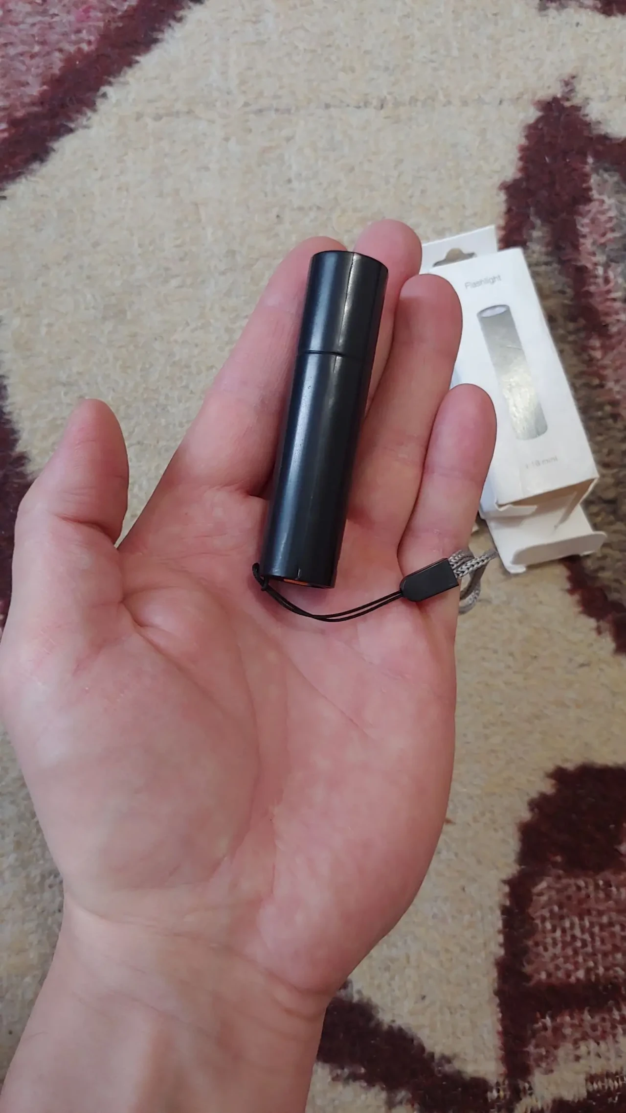 Фонарик Компактный Карманный Зарядка 3 режима Новый 7