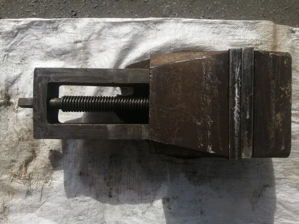 тески, инструмент, кувалды.