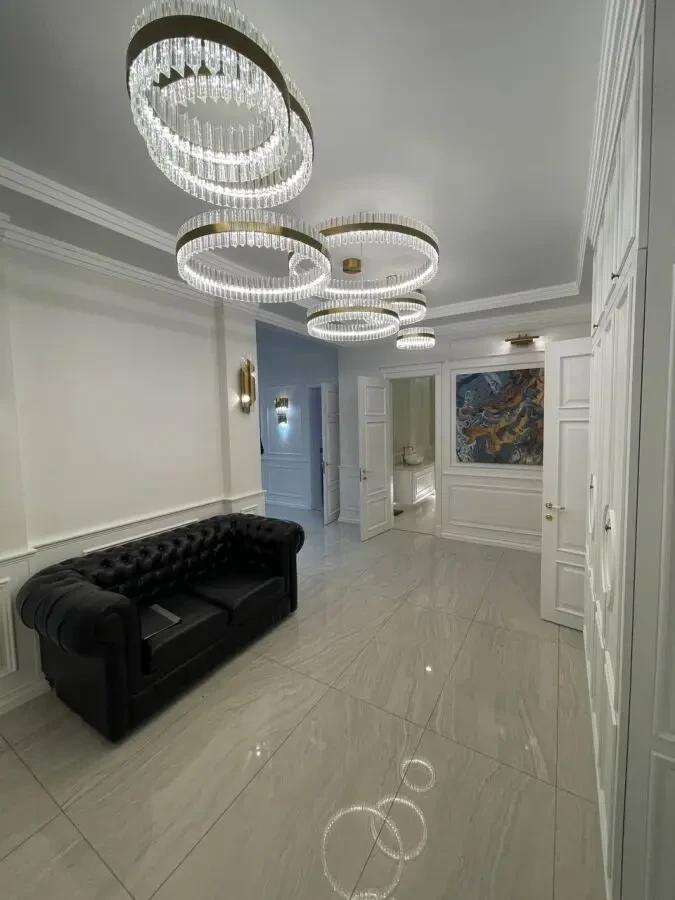 Продам 3-х комнатную квартиру в доме класса de-luxе ЖК Фаворит 4