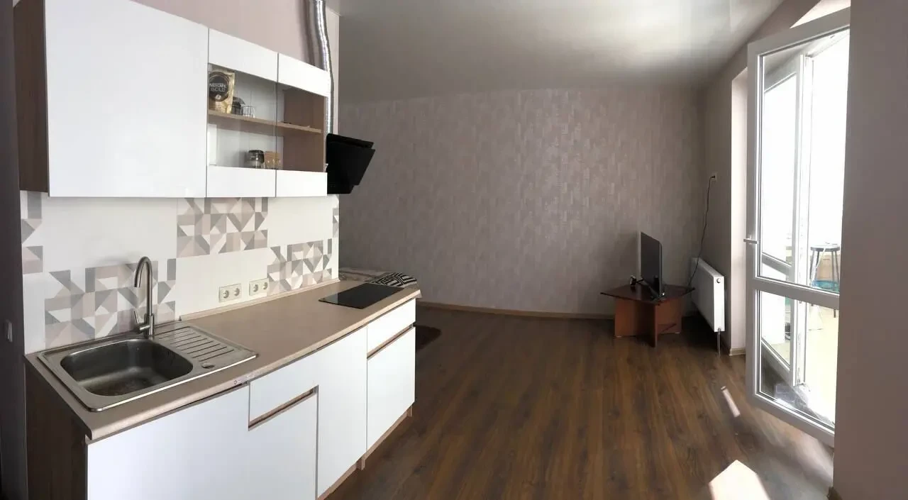 Продажа 1-о комнатной квартиры с возможностью переделки в двухярусную