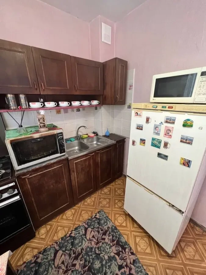 Продам 1-ую квартиру на Салтовке с хорошей мебелью и техникой 6