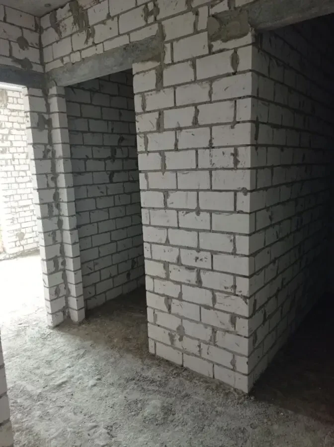 Продам 2-у ЖК Птичка в строительном состоянии - дом сдан. 3