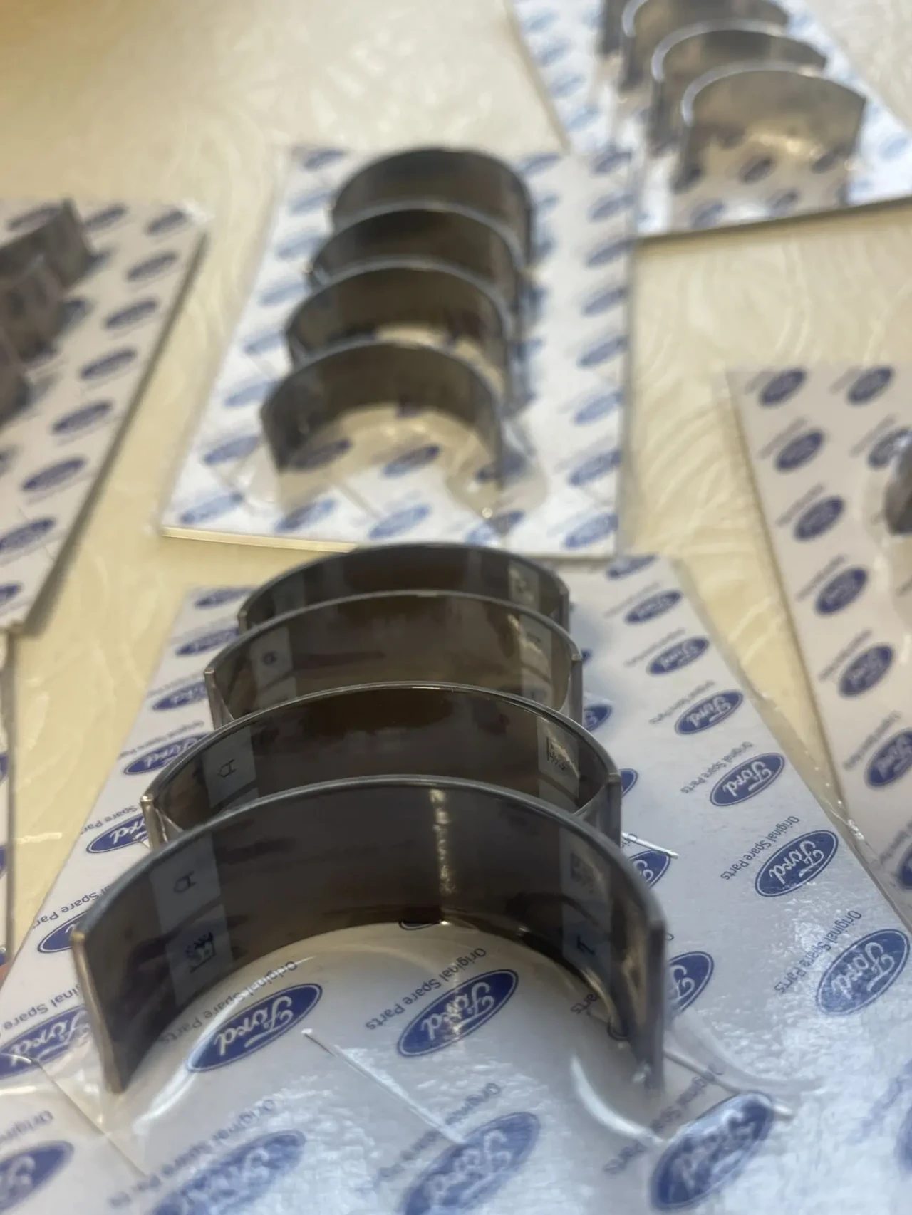 Gk2q 6211 AAA. Вкладыши шатунные форд . Код .2213857