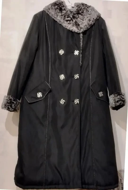 Пальто зимове з капюшоном Vovila розмір 54 2