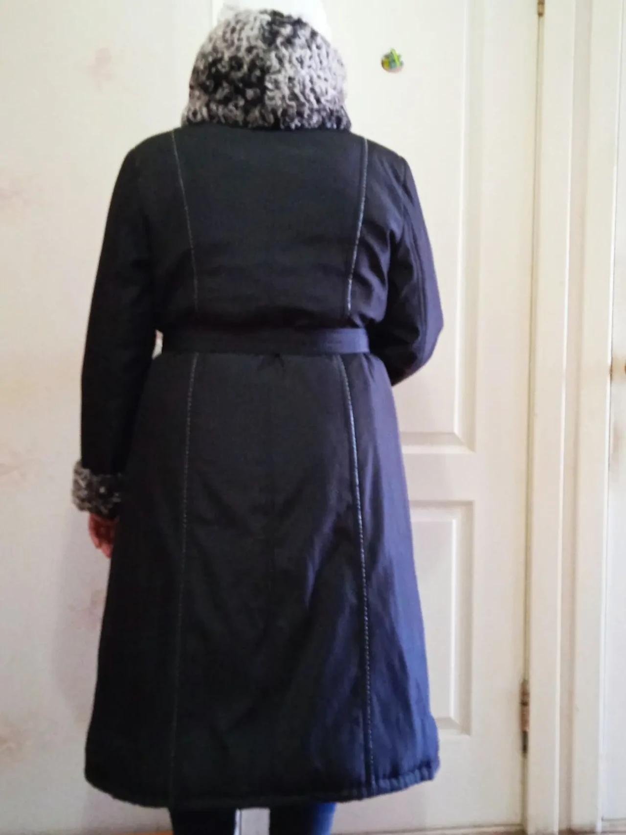 Пальто зимове з капюшоном Vovila розмір 54 7