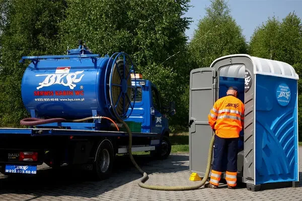 2024Машина илосос Днепр 1-14м3 ассенизатор прочистка труб Дом Днепр 3