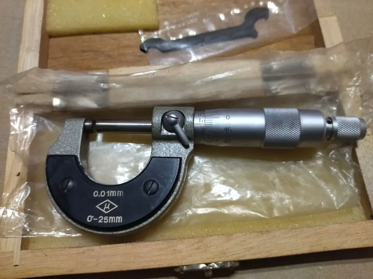 Мікрометр 0 - 25 мм 2