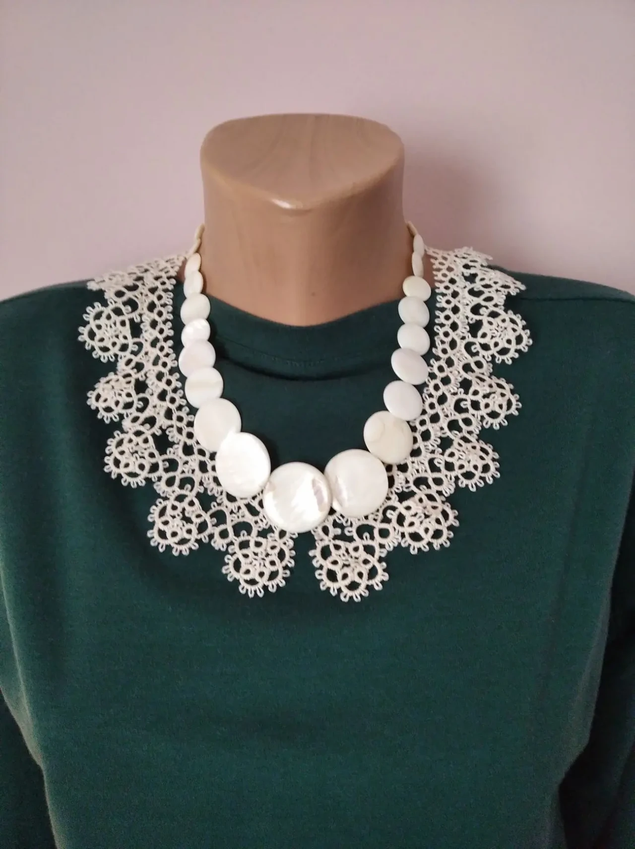 Мереживний комірець , Трикутнички,.  Фріволіте .