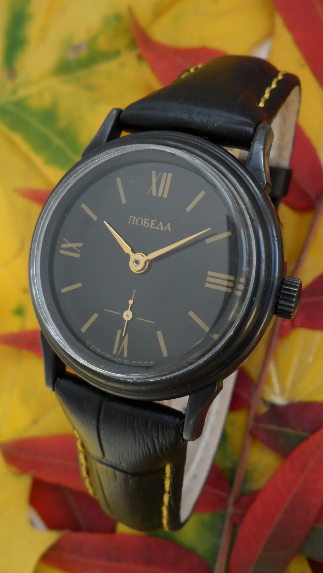 ПОБЕДА-ЧЁРНЫЙ-ХРОМ сделано в СССР 90-х. часы мужские механика. 8