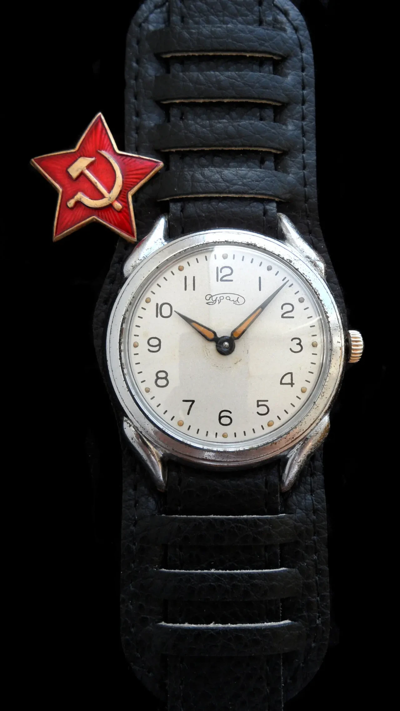 УРАЛ, часы времён Хрущёва. СССР 2кв.-57г. на 15 рубиновых камнях. 6