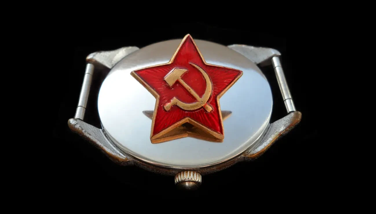 УРАЛ, часы времён Хрущёва. СССР 2кв.-57г. на 15 рубиновых камнях. 5