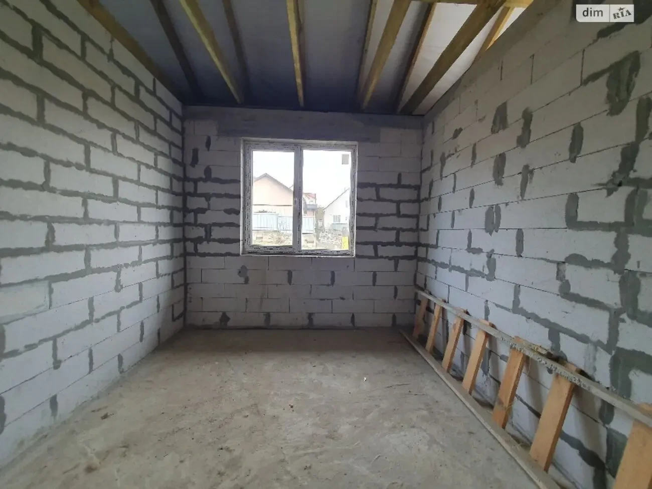 Новобудова Лезнево 10