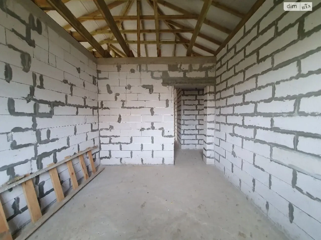 Новобудова Лезнево 9