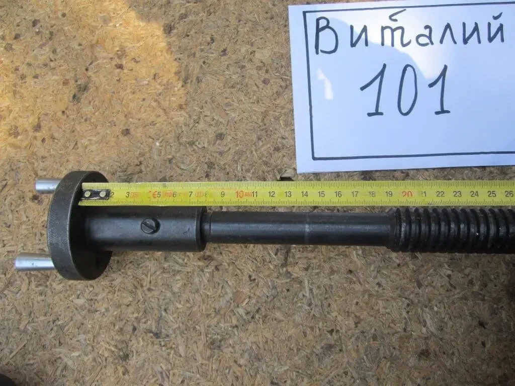 Різьбовий гвинт із стрічковим різьбленням 3