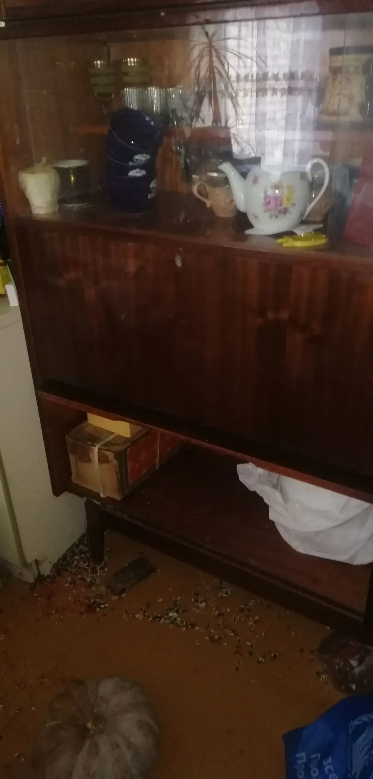 Сервант тумба 2