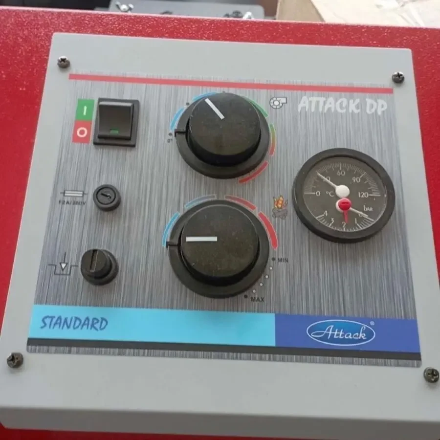 Котел твердопаливний піролізний Attack DP 25 Standard 4