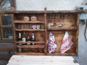 Полка состаренная из дерева под старину