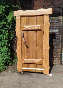 Двери  7 под старину для кафе, бани, дома деревянные ( входные )