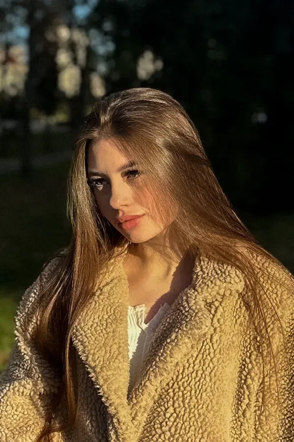 Копірайтер, менеджер з продажу